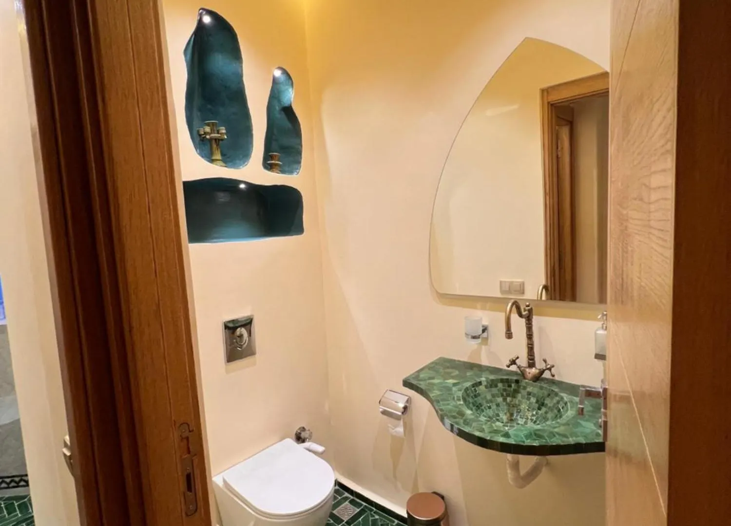 Riad Appart F3 Exceptionnel A Gueliz - A 5 Min De La Gare - Piscine, Wi-Fi Et Parking Au Coeur De Marrakech Marrakesh Marocko
