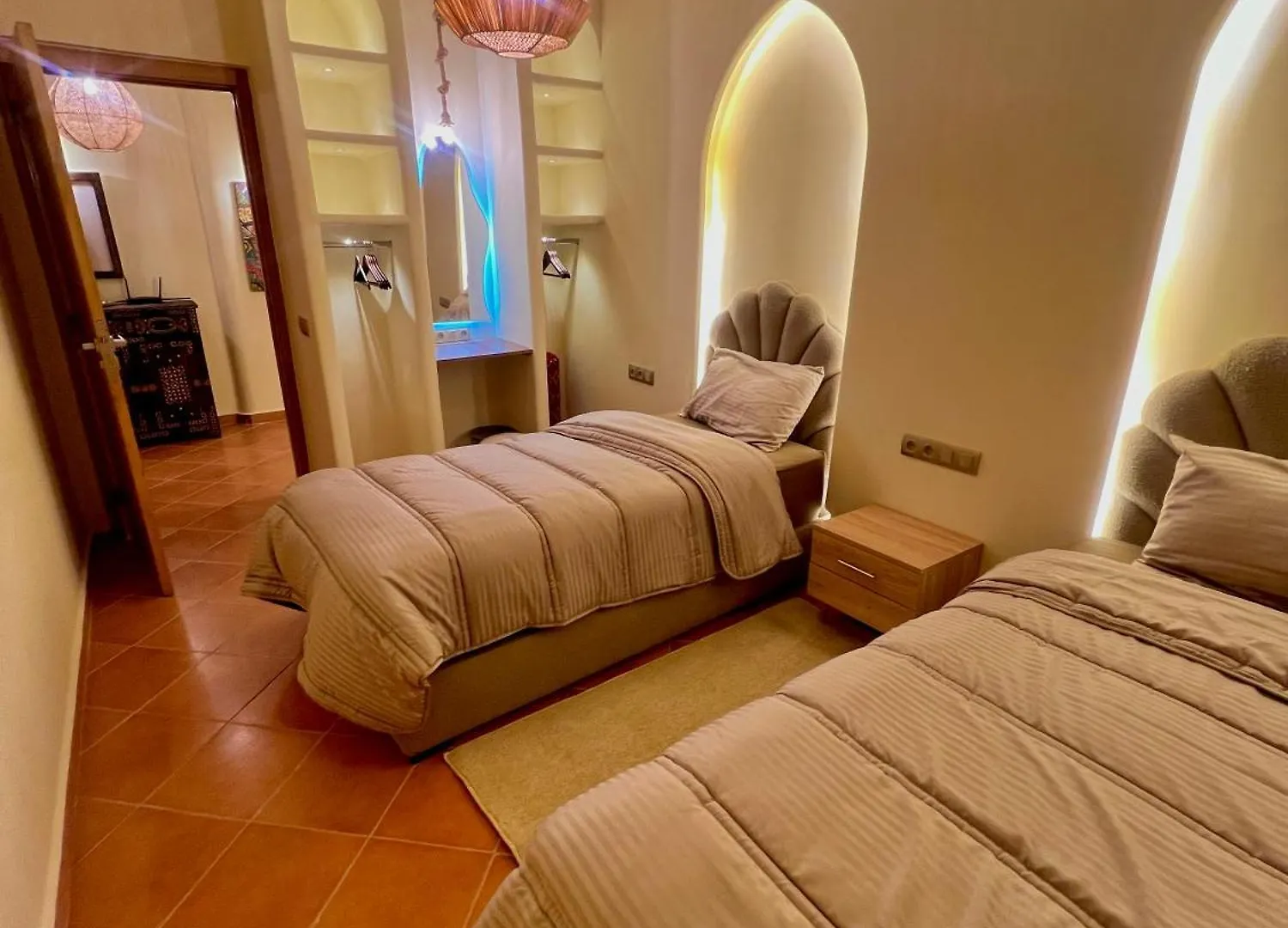 Riad Appart F3 Exceptionnel A Gueliz - A 5 Min De La Gare - Piscine, Wi-Fi Et Parking Au Coeur De Marrakech Marrakesh Lägenhet
