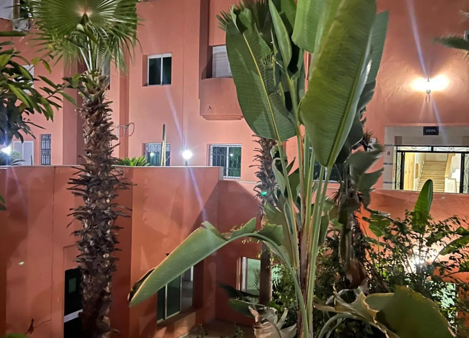 Riad Appart F3 Exceptionnel A Gueliz - A 5 Min De La Gare - Piscine, Wi-Fi Et Parking Au Coeur De Marrakech Marrakesh Lägenhet